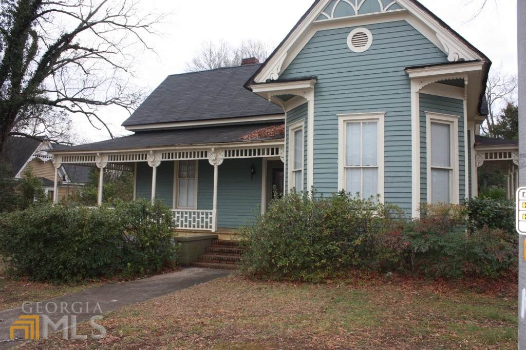 609 Vernon Street - Photo 1