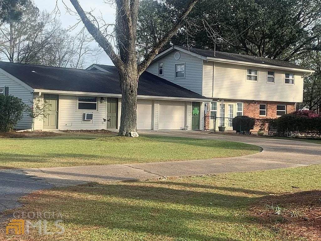 121 Vann Drive - Photo 1