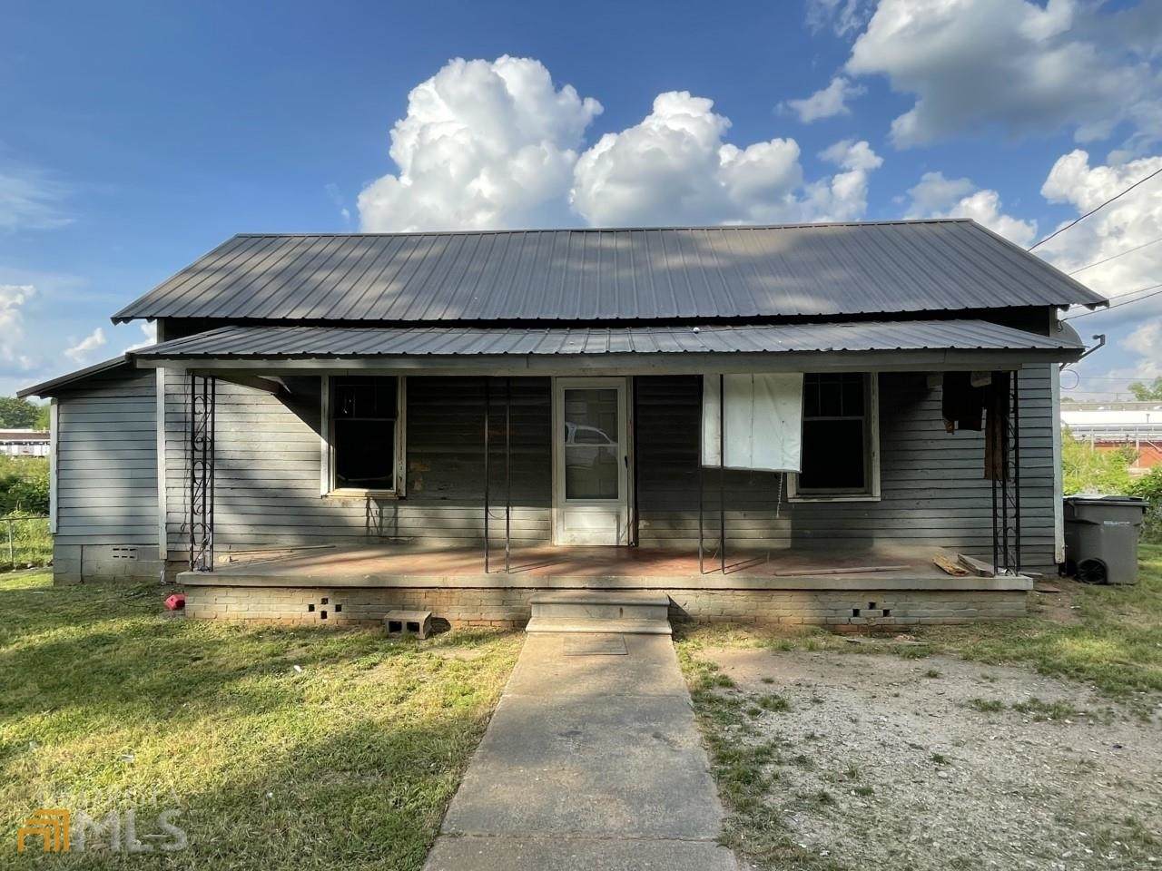 1007 Stonewall St - Photo 1