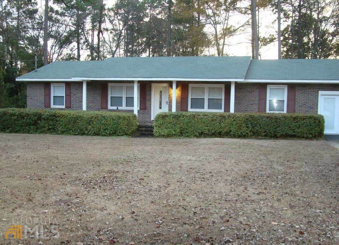 1913 Robin Court - Photo 1