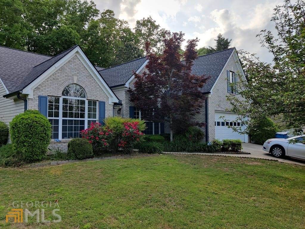 315 Cedarhurst Road - Photo 1