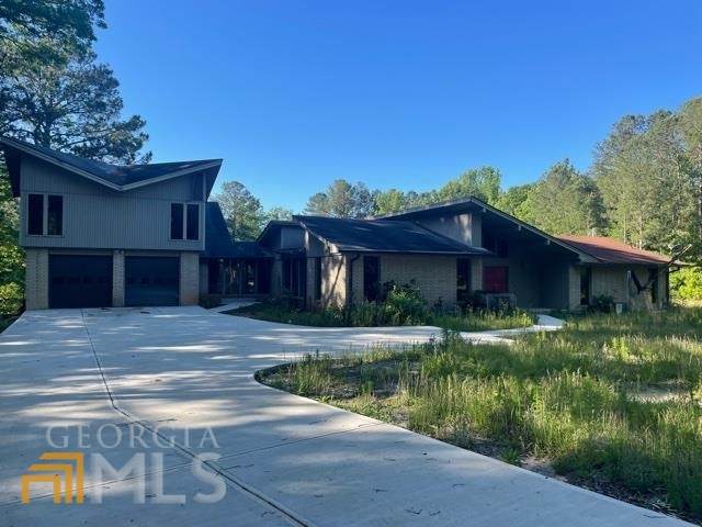 325 Clearwater Road - Photo 1