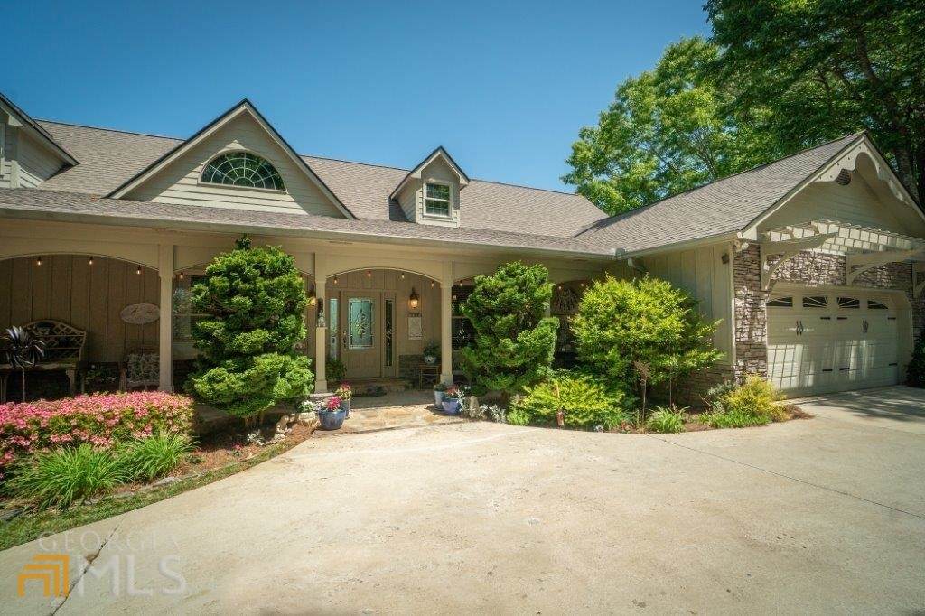 694 Woodbrier - Photo 1