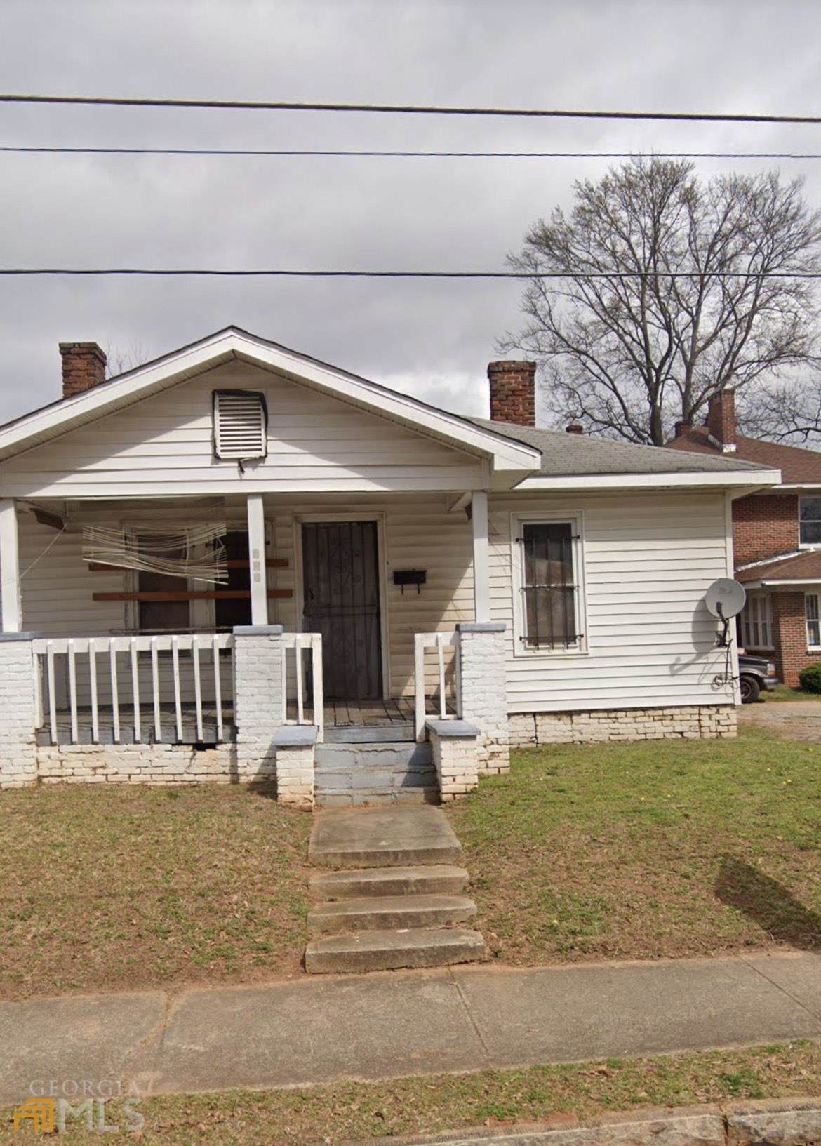 927 Desoto Street - Photo 1