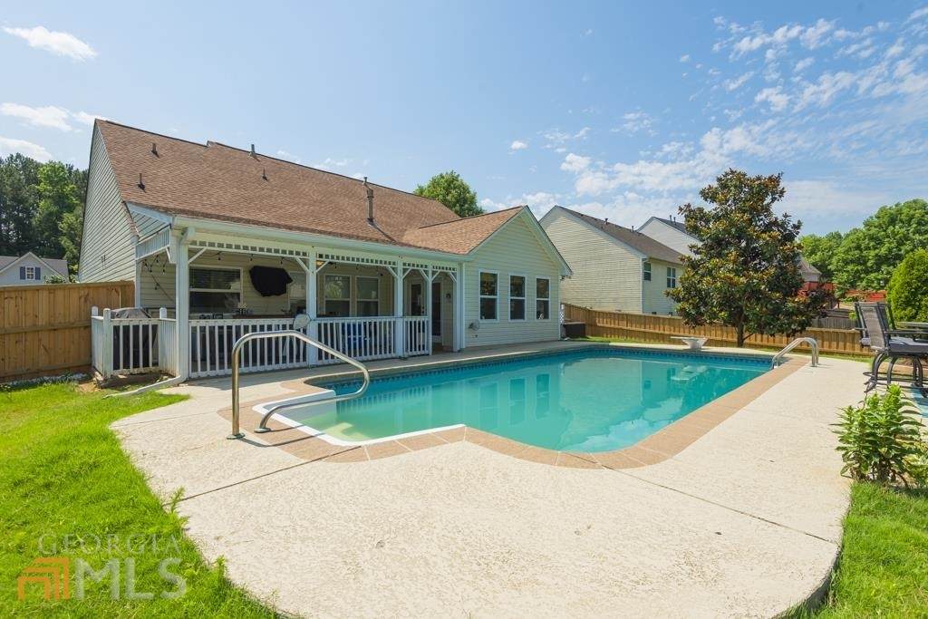 2502 Weycroft Ln - Photo 1