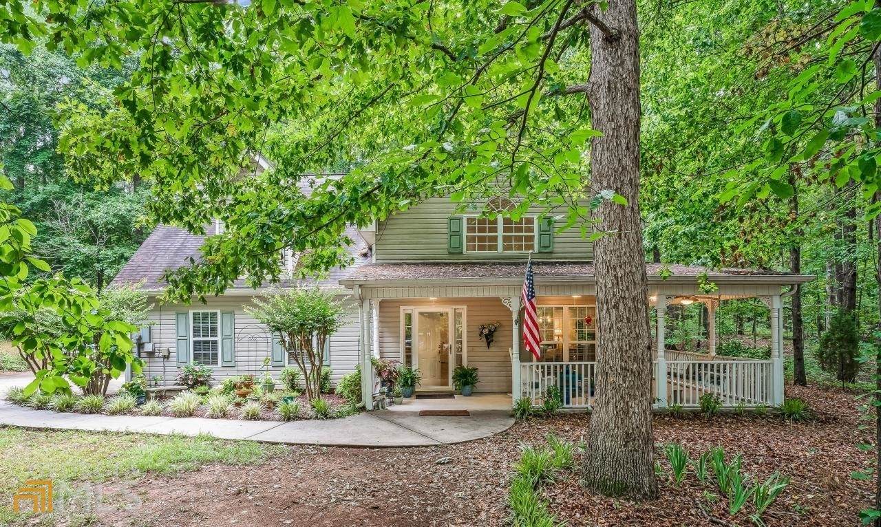 521 Snapping Shoals Road - Photo 1