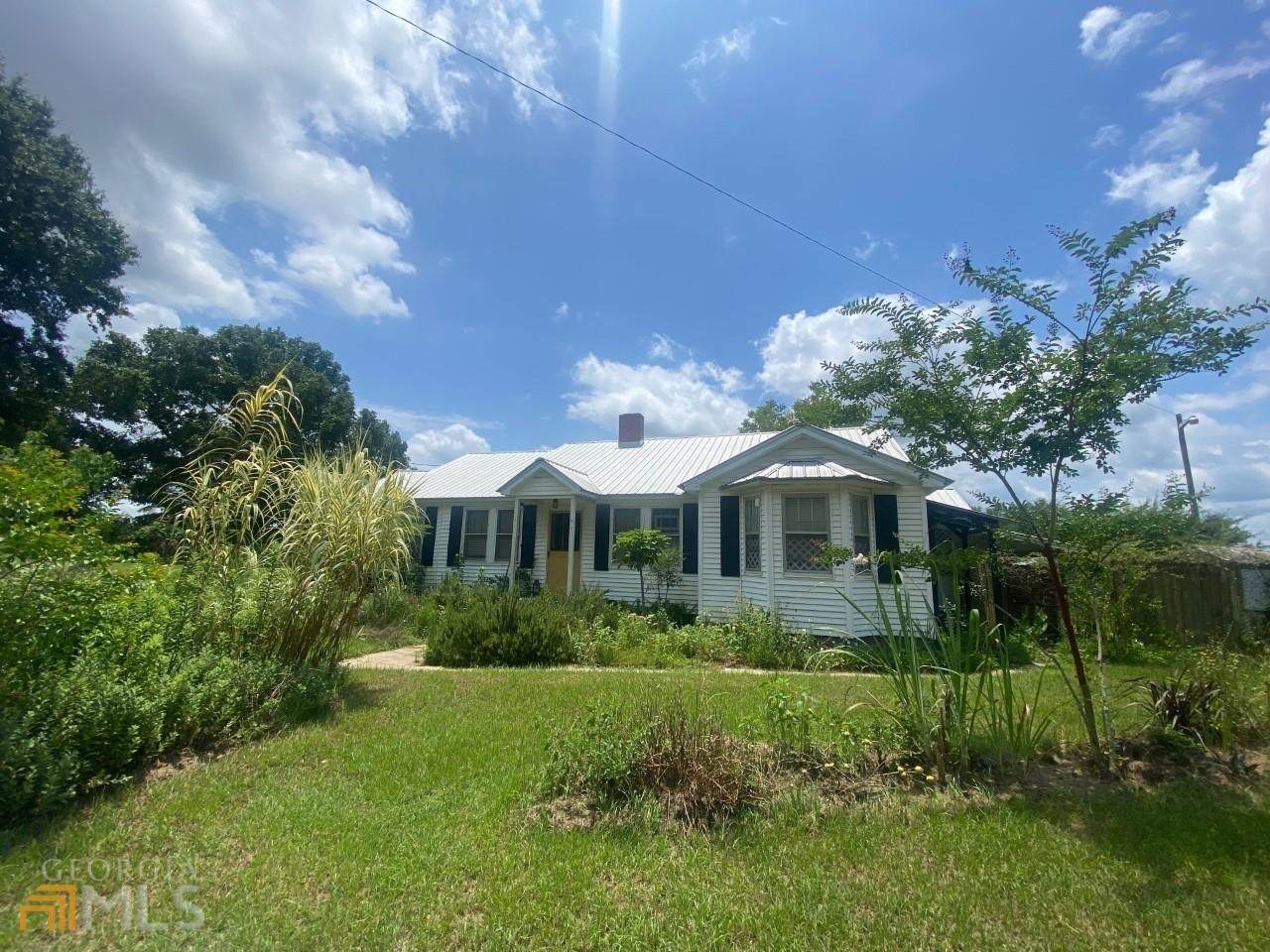 560 Alex Dowd Rd - Photo 1