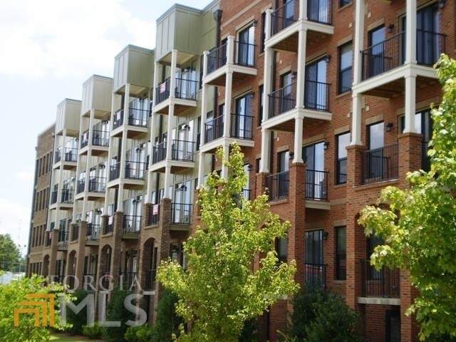 898 Oak - Photo 1