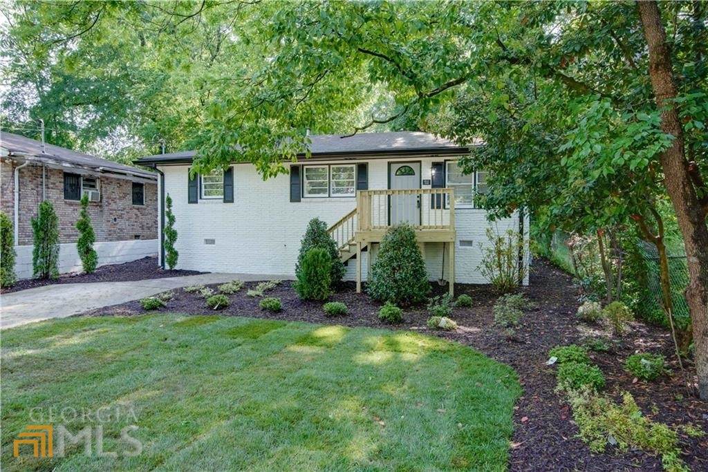 711 Cedar Avenue - Photo 1