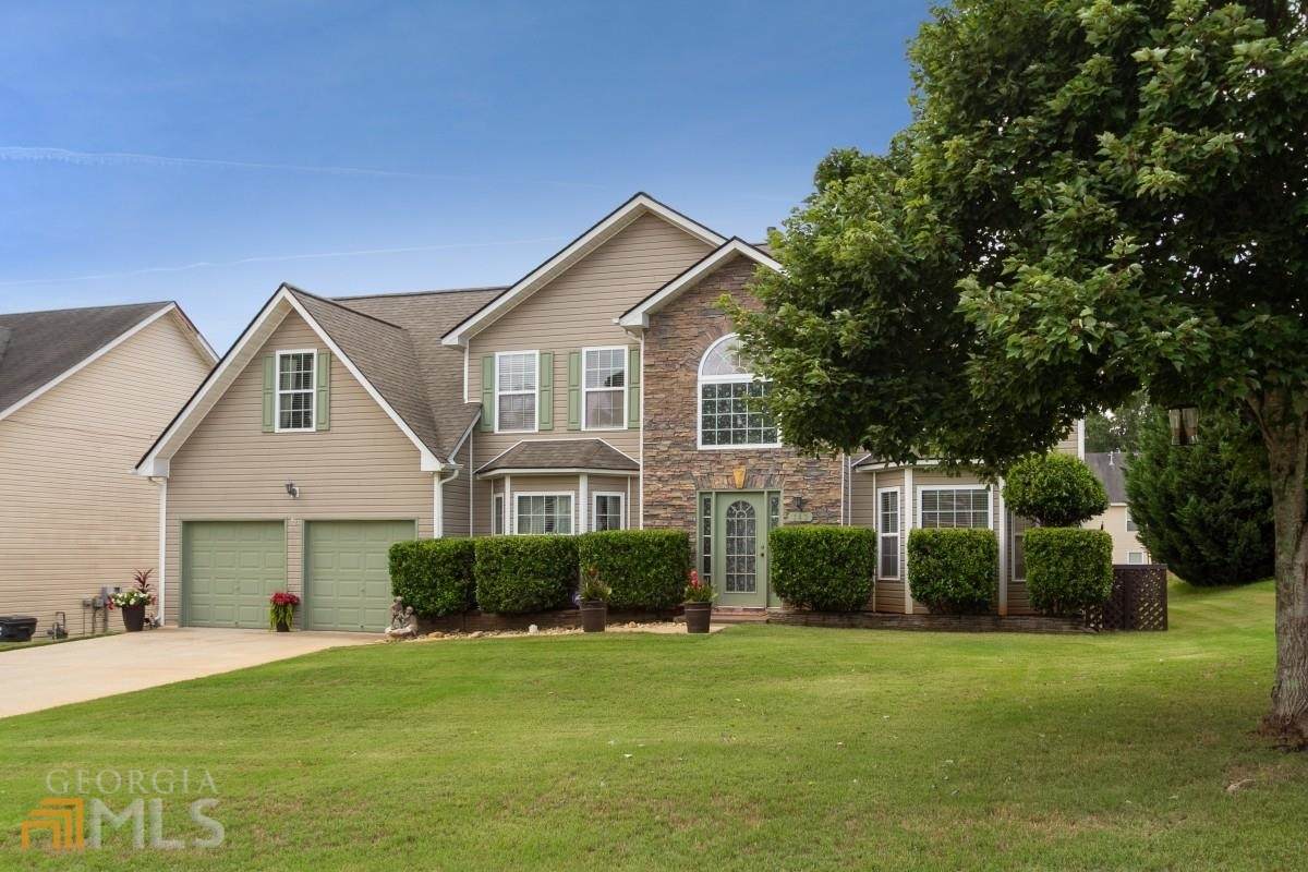 143 Laughlin Drive - Photo 1
