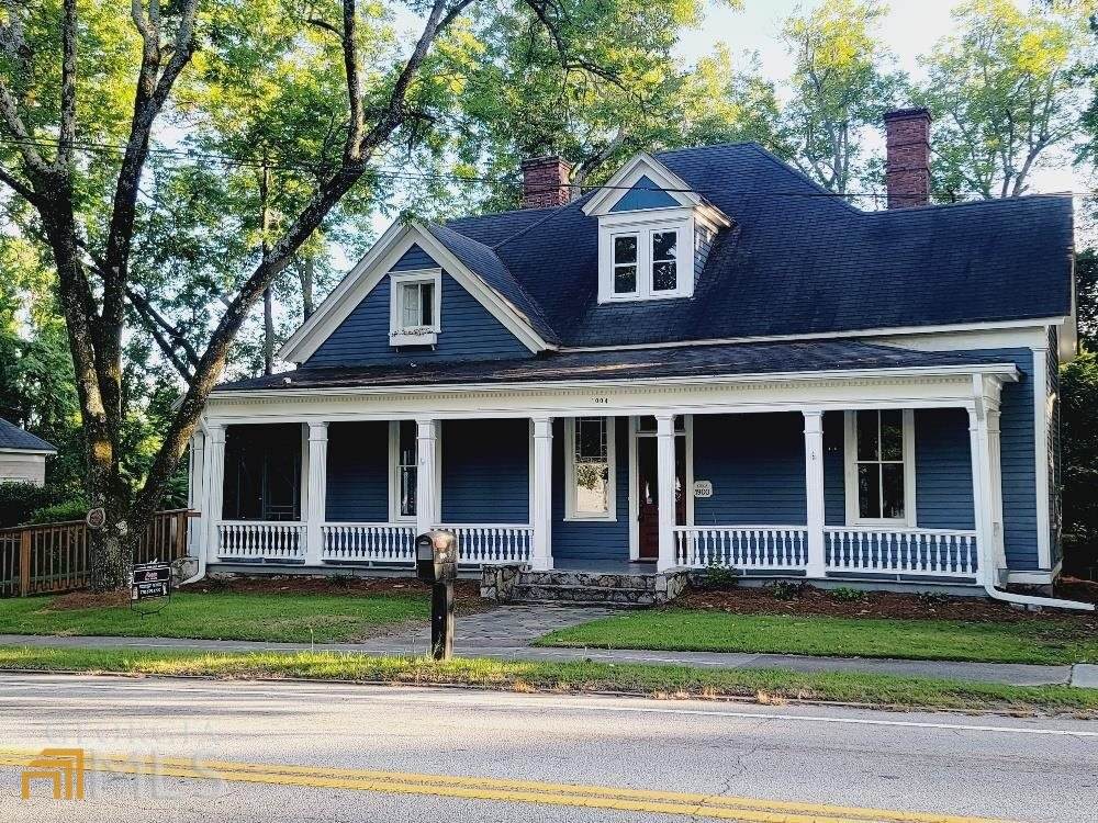 1004 Green Street - Photo 1