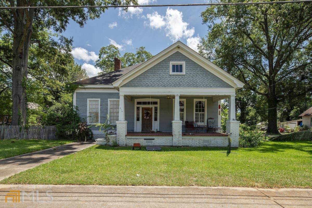 314 Smith St - Photo 1