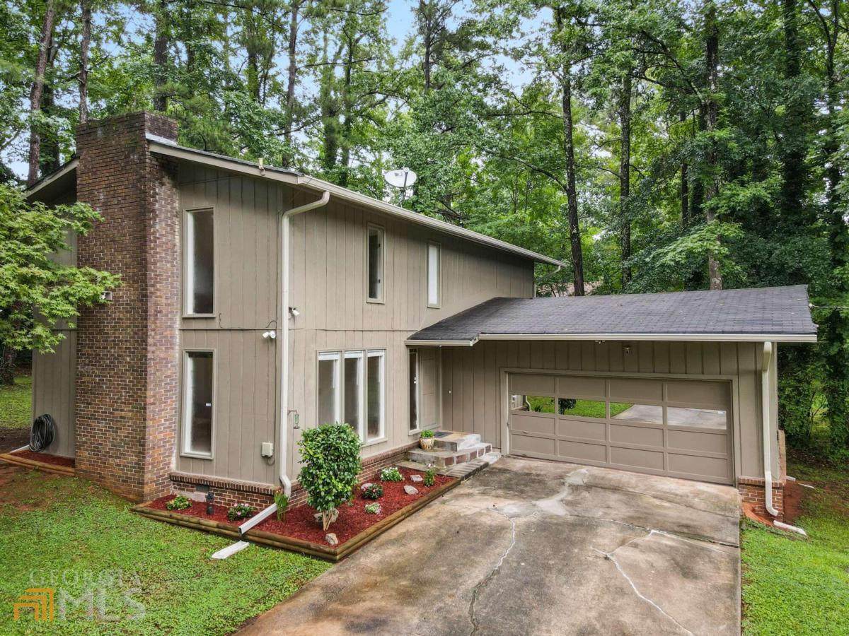 3220 Huntwood Drive - Photo 1