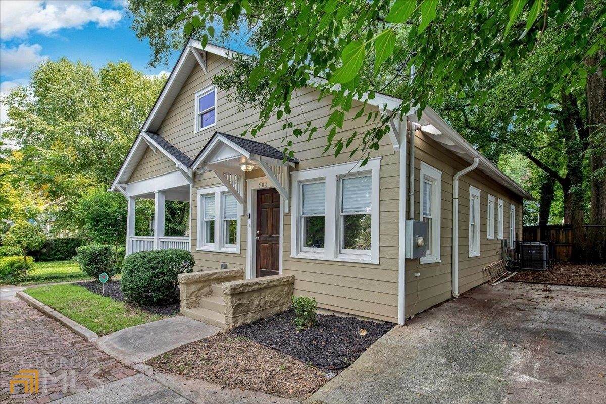 508 Lawton Street - Photo 1