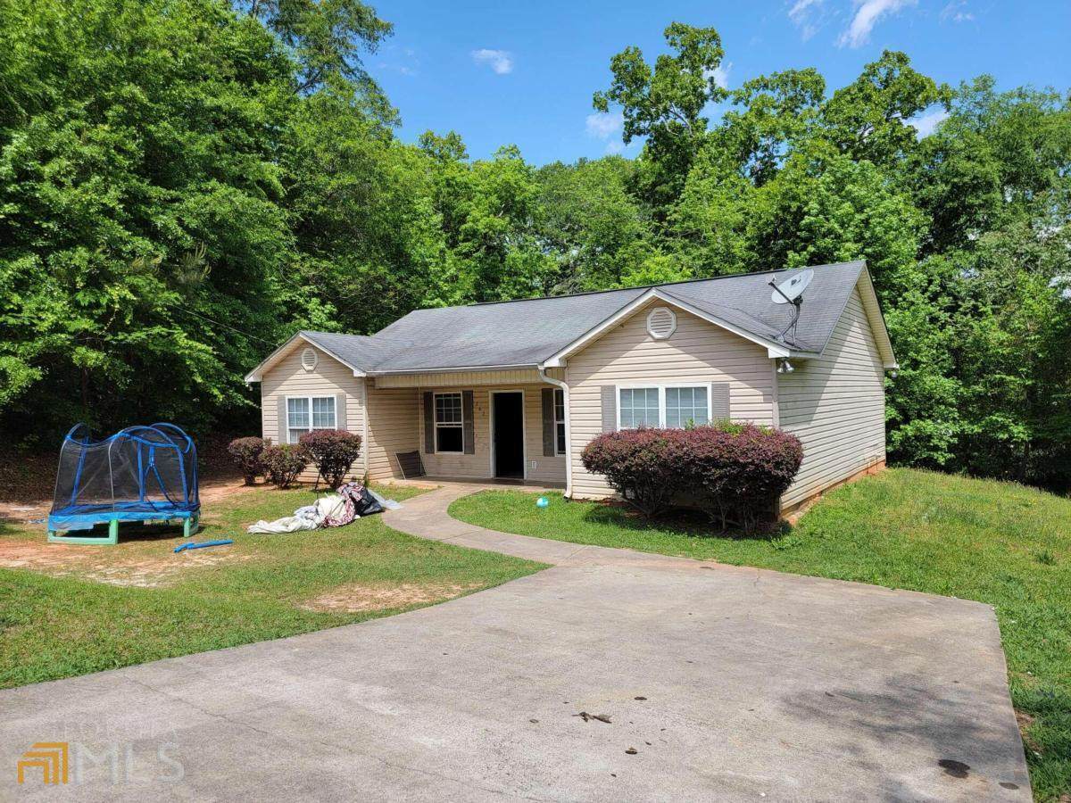 262 Magnolia Avenue - Photo 1