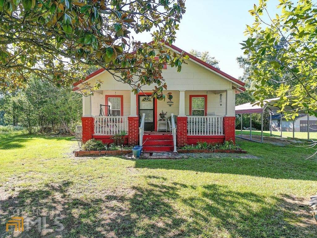 529 Burnett Ferry Road - Photo 1