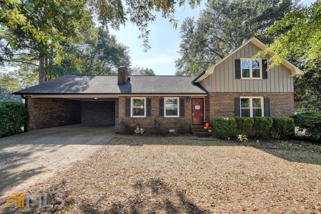 126 Woodland Drive - Photo 1