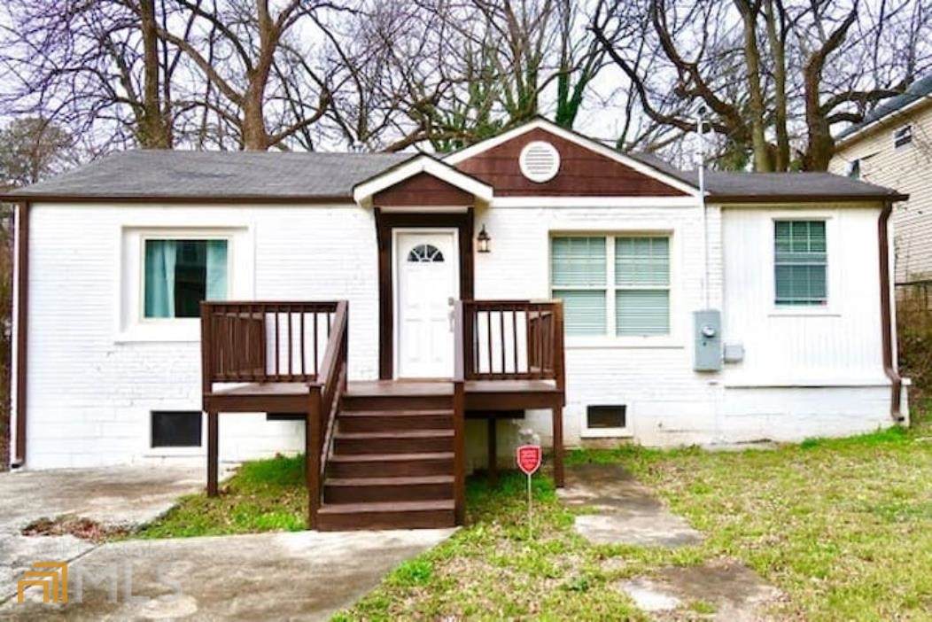 444 Sunset Avenue - Photo 1