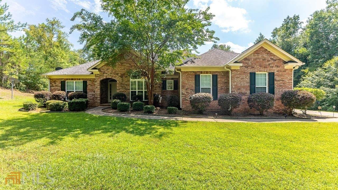 145 Shadewood Drive - Photo 1