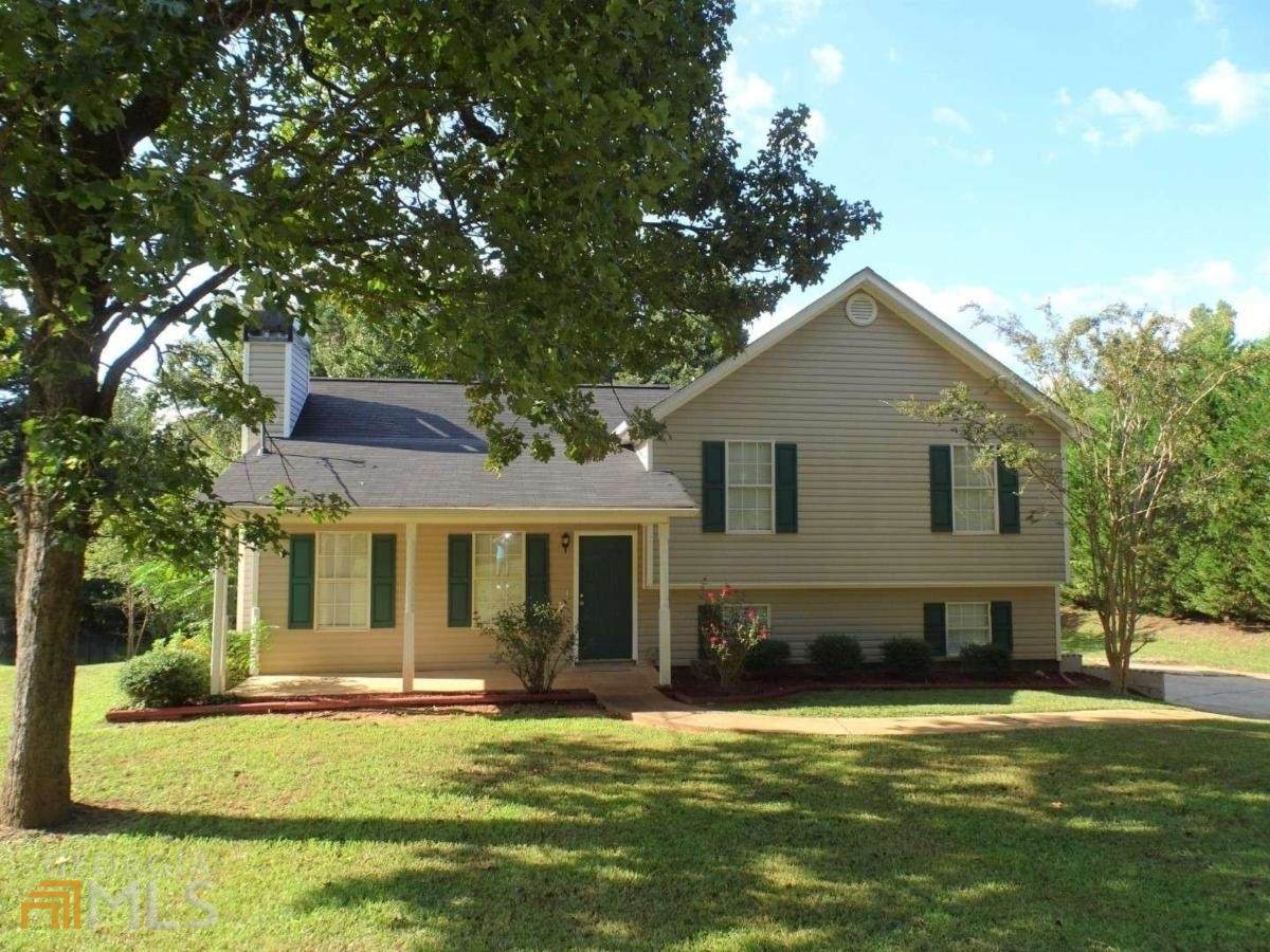 704 Leonard Road - Photo 1