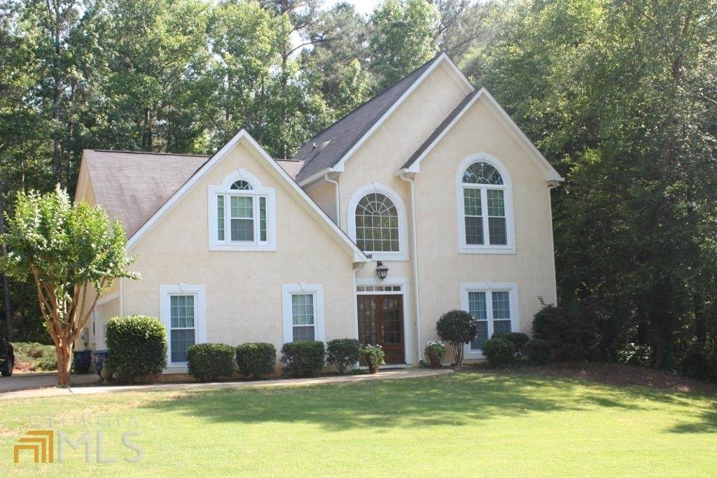 313 Ashford Circle - Photo 1