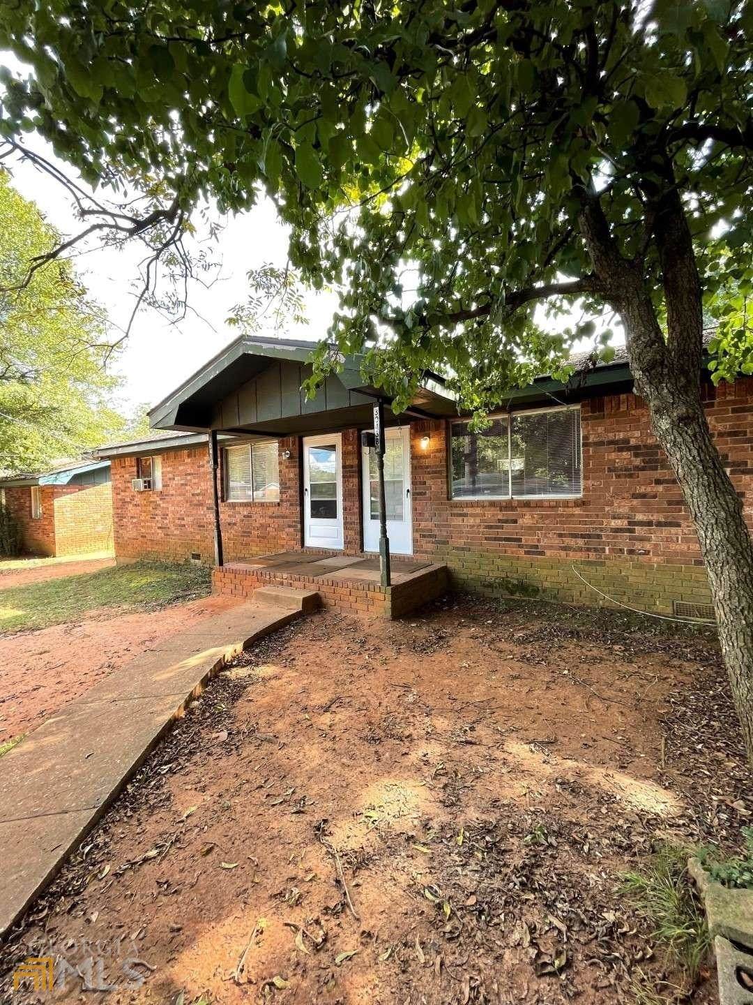 3043 Bell Avenue - Photo 1