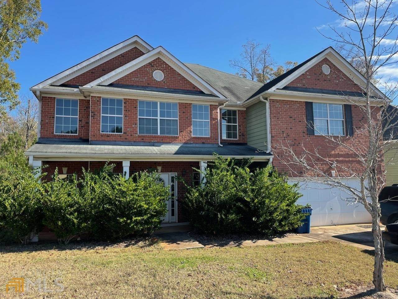 746 Emporia Loop - Photo 1