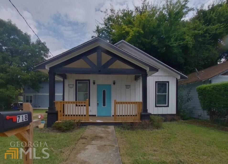 718 Ira Street - Photo 1