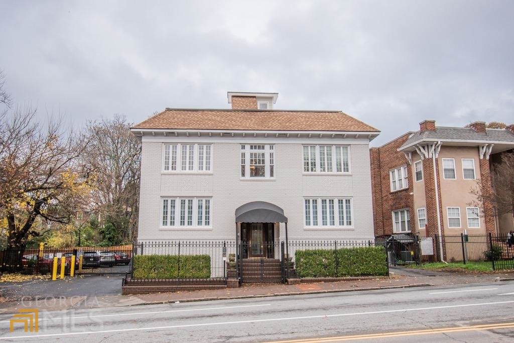 673 Boulevard - Photo 1