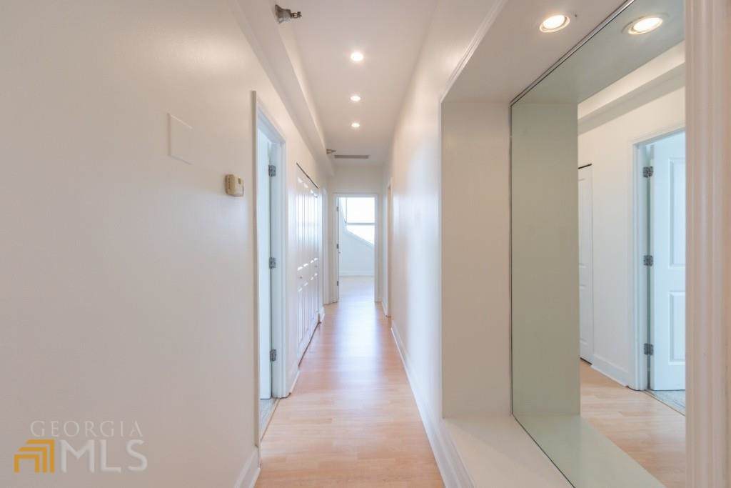 2479 Peachtree - Photo 1