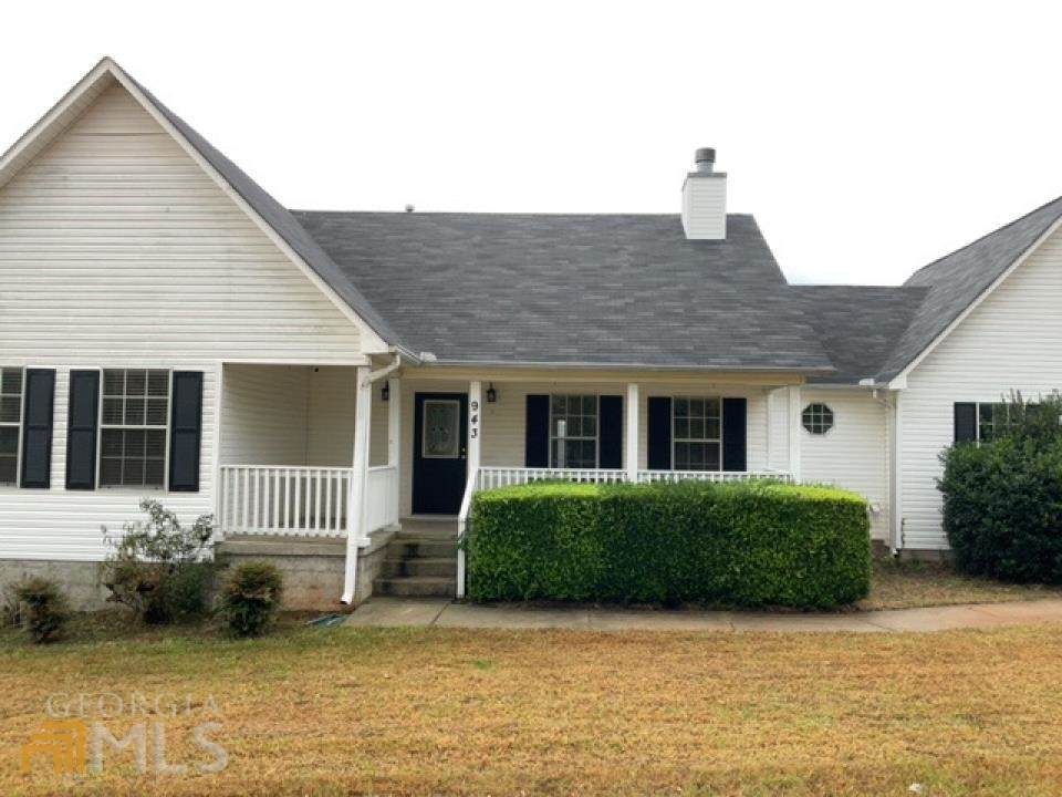 943 Moreland Road - Photo 1