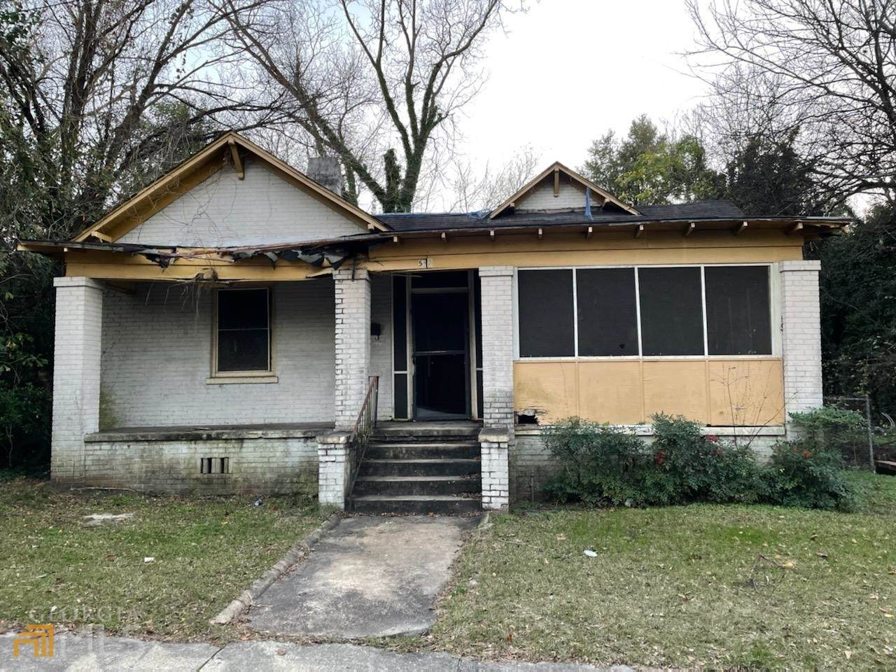 542 Elm Street - Photo 1