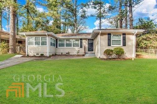 3115 Pinehill Drive - Photo 1