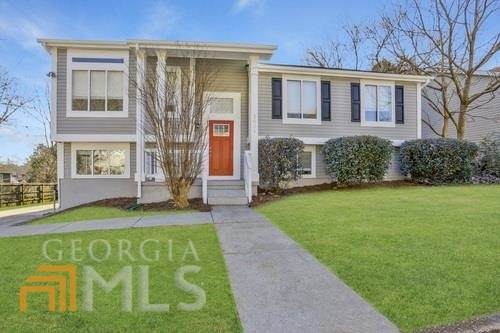 2821 Royal Blf - Photo 1