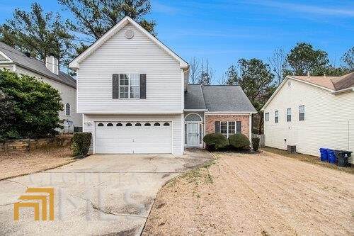 4002 Robin Circle - Photo 1