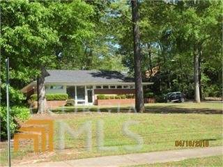682 8th Street - Photo 1