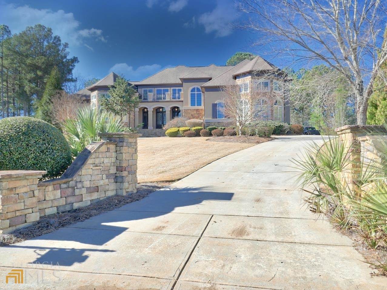 914 Torrey Pine Court - Photo 1