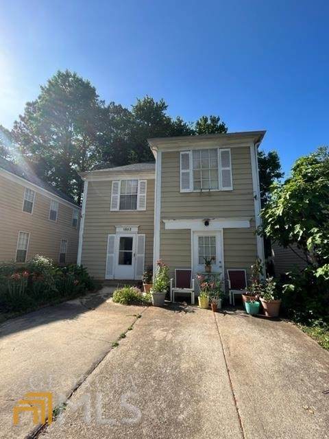 1602 Esquire Place - Photo 1
