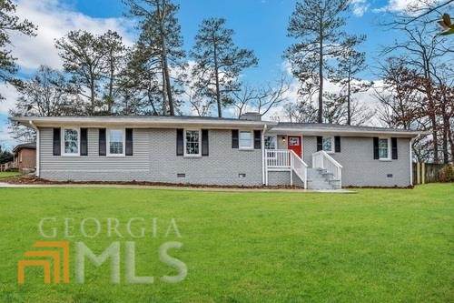 190 Pineview Drive - Photo 1