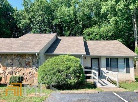 112 Stillwater Trace - Photo 1