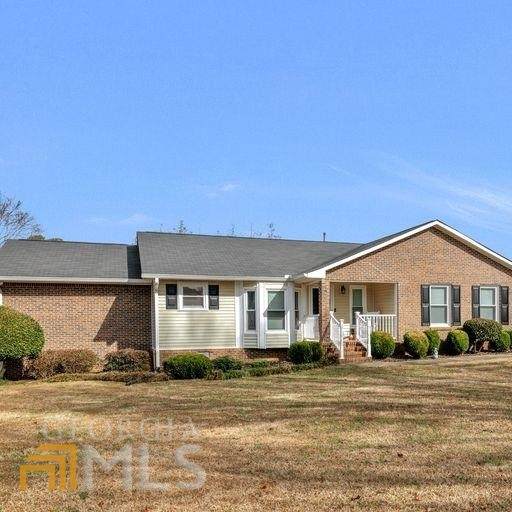 104 Overlook Drive - Photo 1