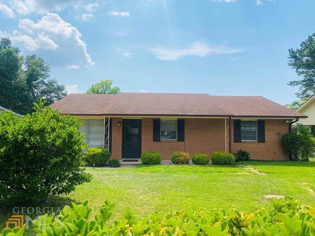 3027 Lansing Avenue - Photo 1