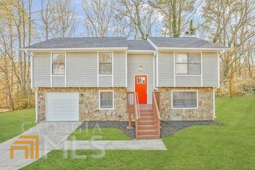 3561 Riverchase Drive - Photo 1