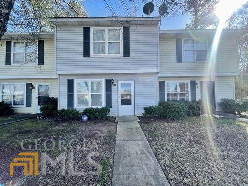 409 Bainbridge Drive - Photo 1