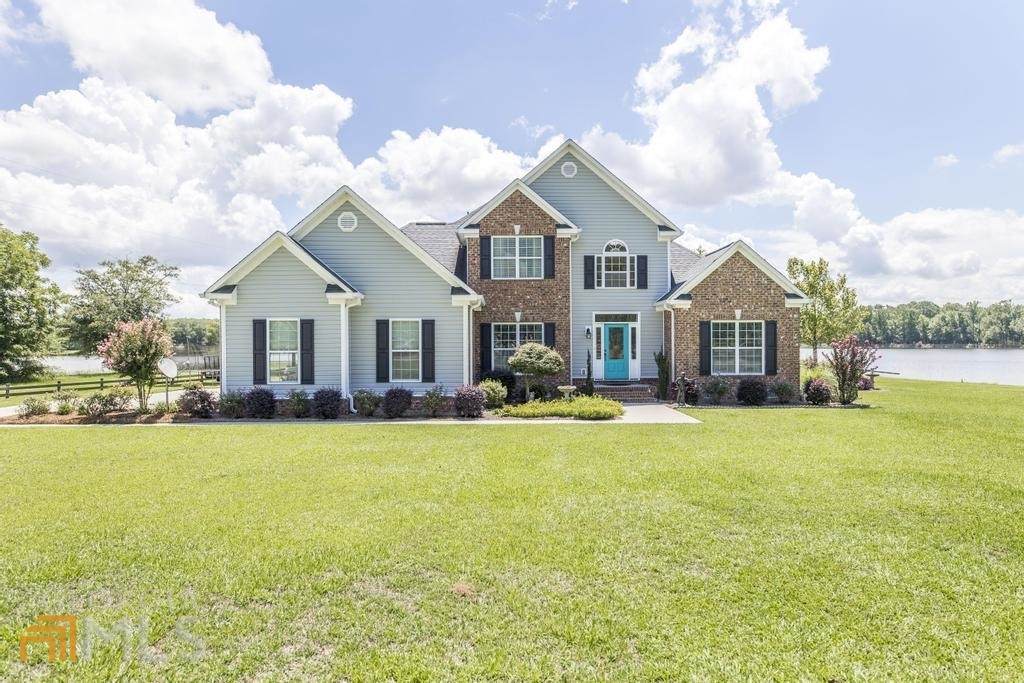 127 Lakeshore Drive - Photo 1