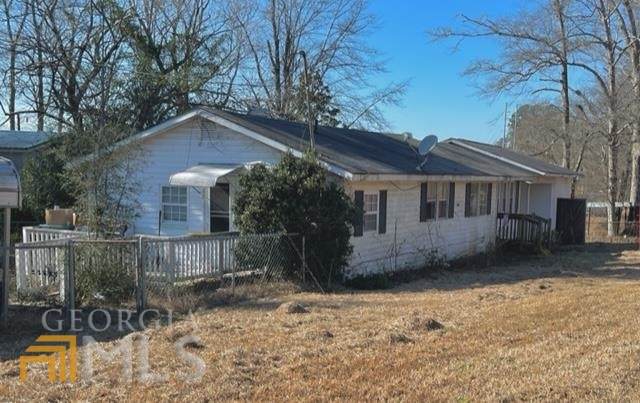 158 Lakeshore Drive - Photo 1