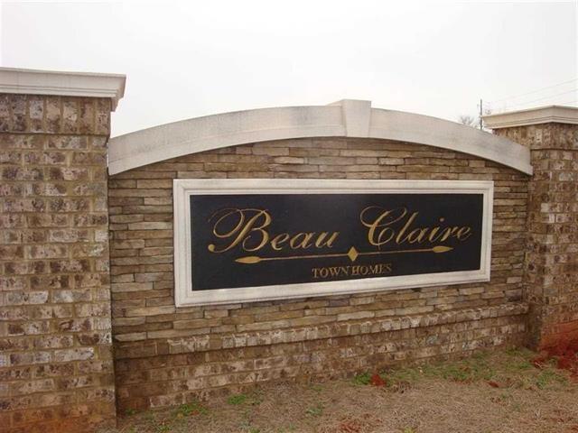 239 Beau Claire - Photo 1