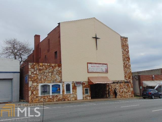 161 Perry St - Photo 1