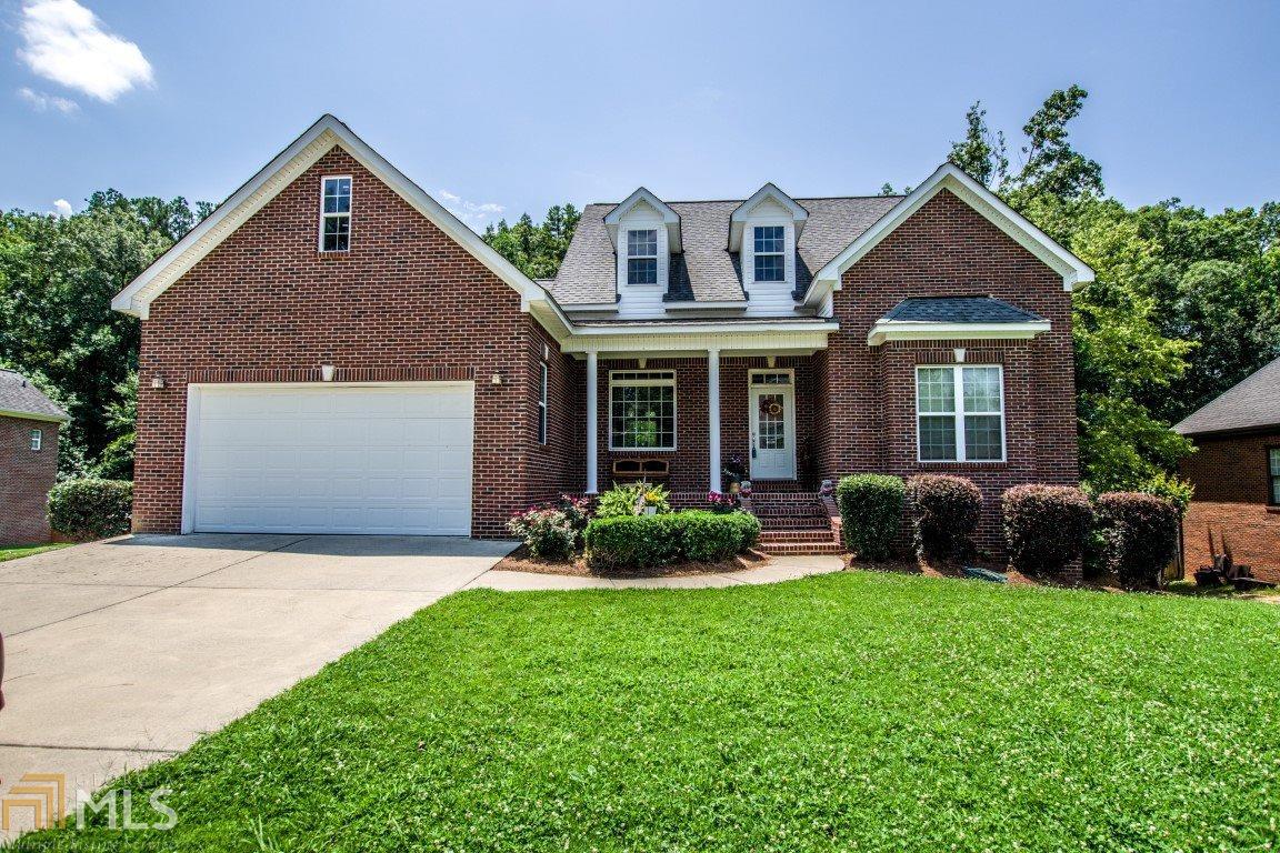 10 Brookhollow Rd - Photo 1