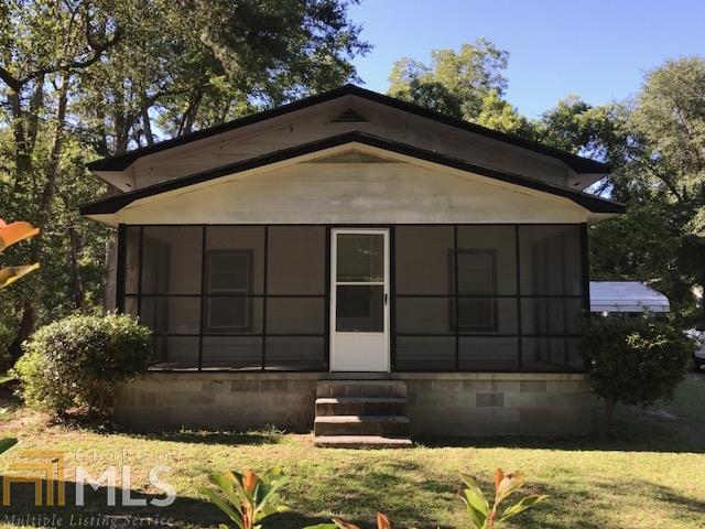 312 Edgewood St - Photo 1